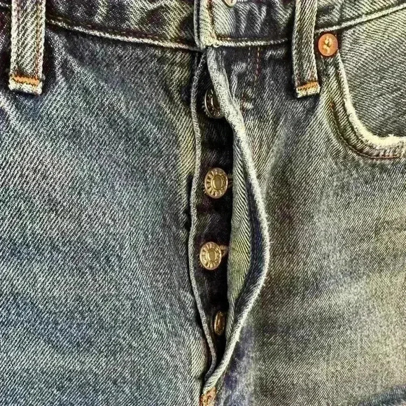 Agolde “Parker” Distressed Jean Shorts Size 26 - Picture 12 of 15